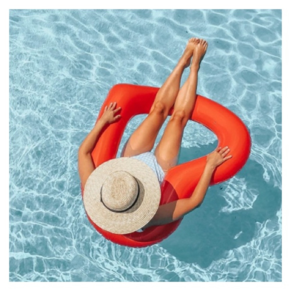 Beach, Please! Jumbo Heart Inner Tube